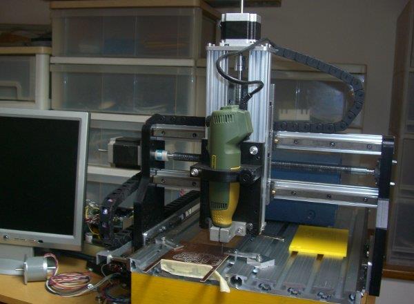 Creare da zero una fresatrice CNC stampata in 3D